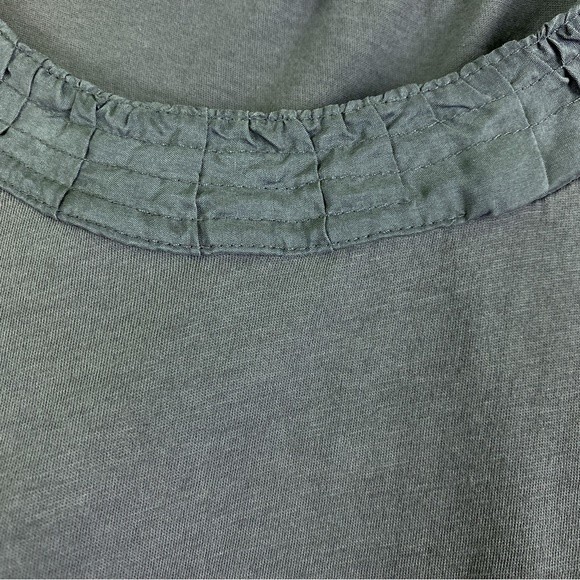 J. Crew Quarter Sleeve Accented Gray Top - Picture 4 of 9